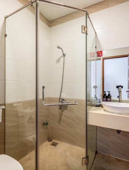 Love Hotel – Phòng vệ sinh